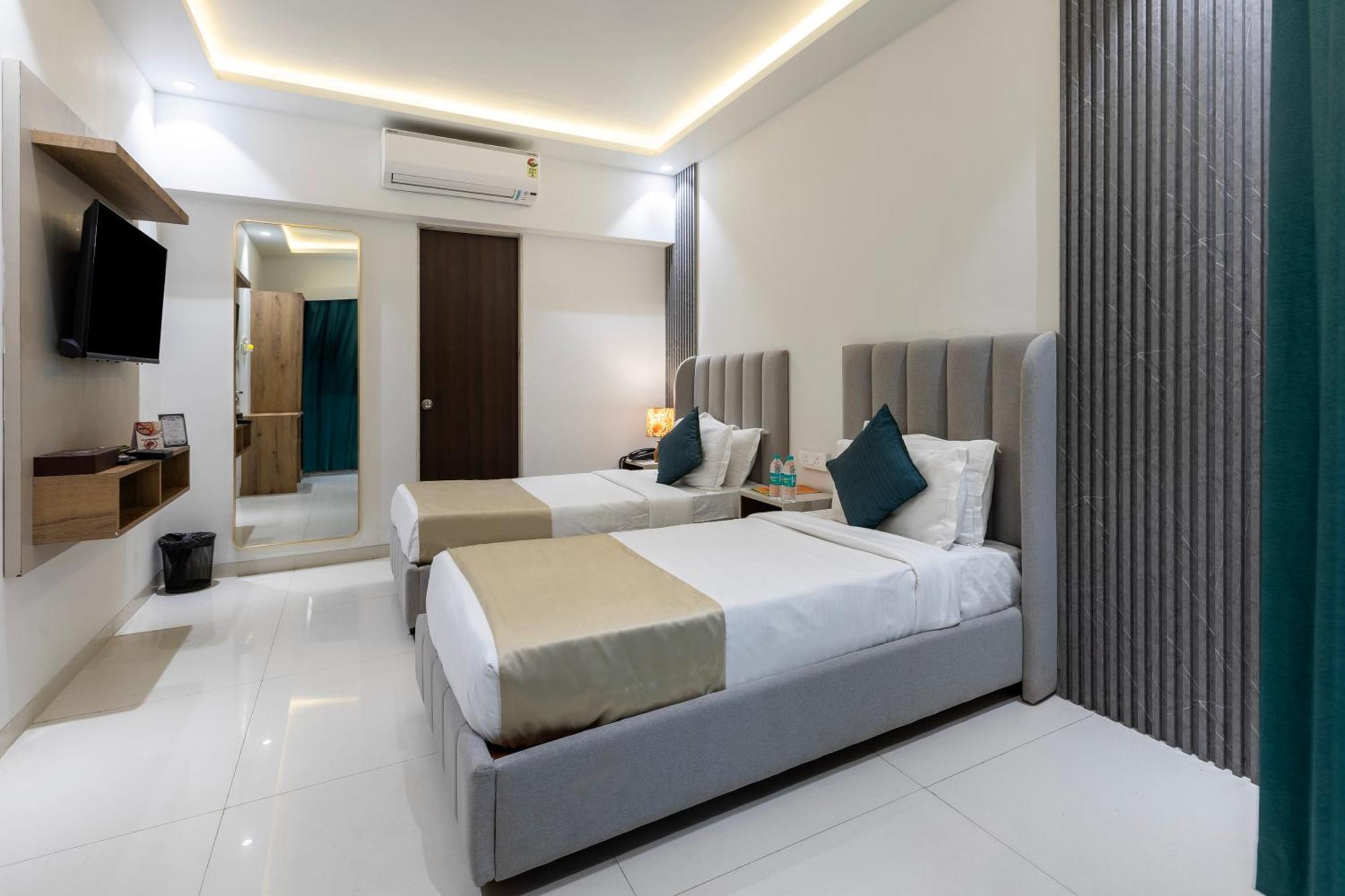 The Orion Premium Suites 뭄바이 외부 사진