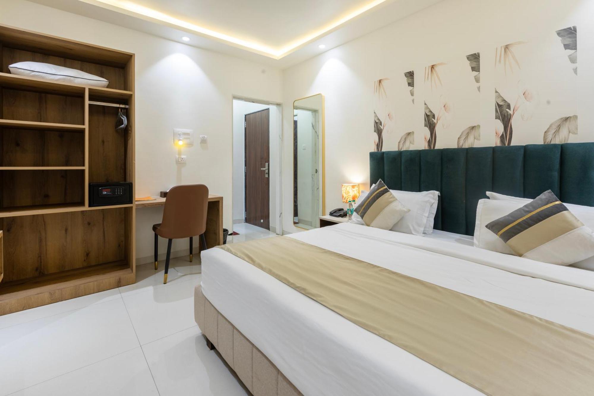 The Orion Premium Suites 뭄바이 외부 사진