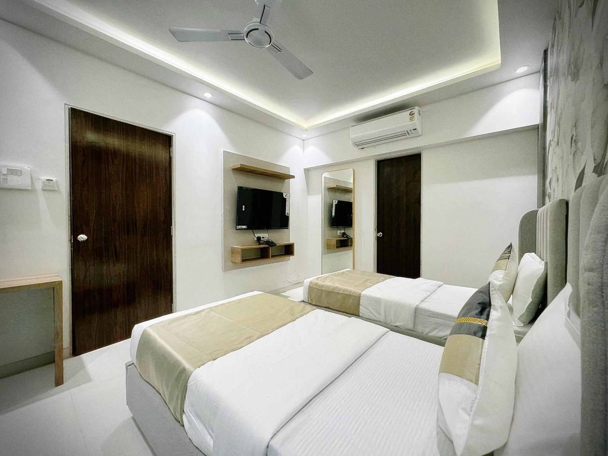 The Orion Premium Suites 뭄바이 외부 사진